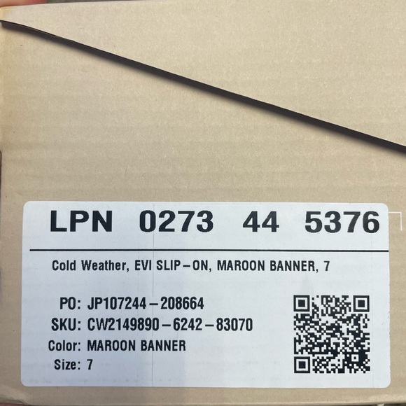 *ADD ME FOR FREE TO ANY ORDER $50+* JustFab Evi SlipOn Quilted Duck Boot - Picture 3 of 5